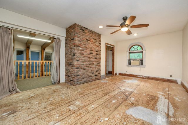 1097 State Route 173, Bethlehem, NJ 08802