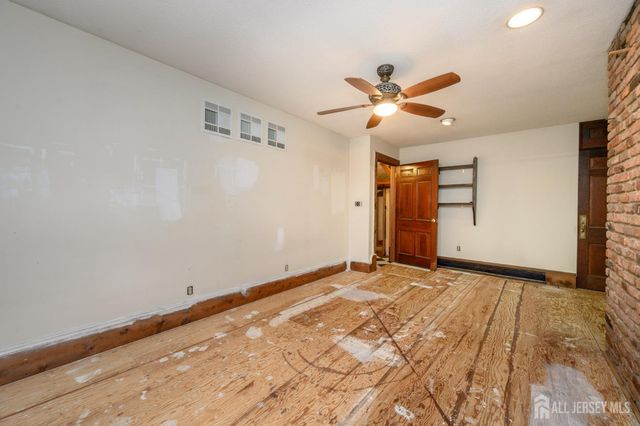 1097 State Route 173, Bethlehem, NJ 08802