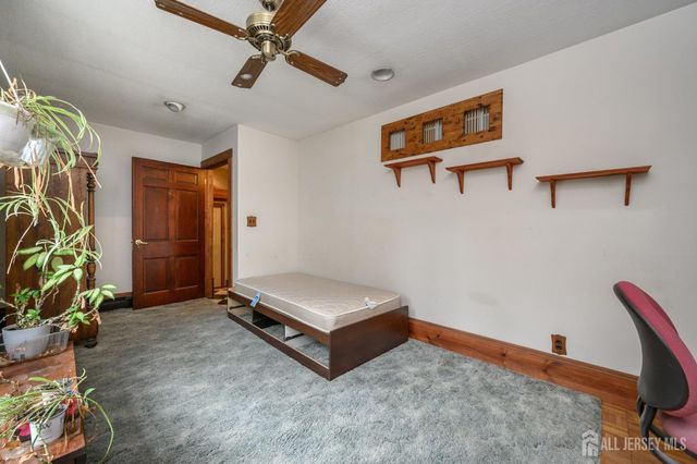 1097 State Route 173, Bethlehem, NJ 08802