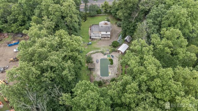 1097 State Route 173, Bethlehem, NJ 08802