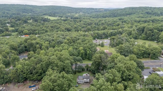 1097 State Route 173, Bethlehem, NJ 08802
