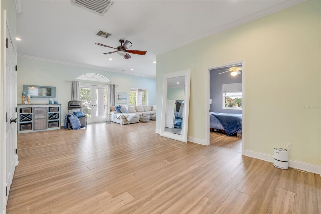 Image 13 of property listing at 90 CUNNINGHAM DRIVE, New Smyrna Beach, FL 32168