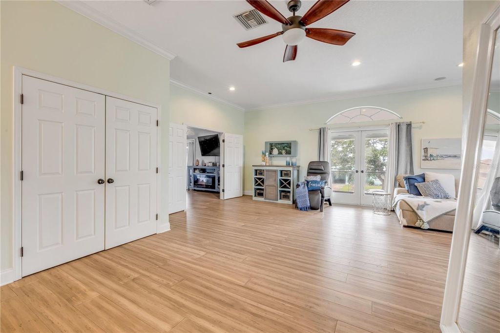 Image 14 of property listing at 90 CUNNINGHAM DRIVE, New Smyrna Beach, FL 32168