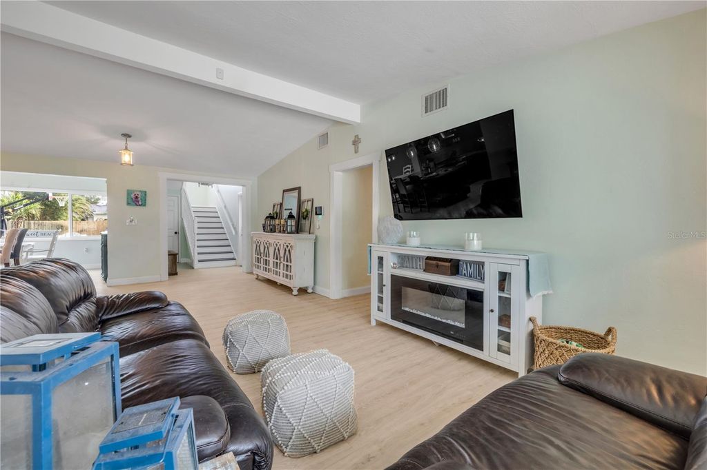 Image 31 of property listing at 90 CUNNINGHAM DRIVE, New Smyrna Beach, FL 32168