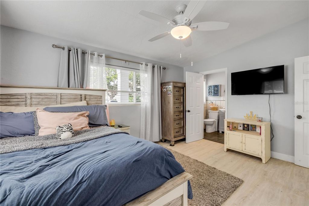 Image 46 of property listing at 90 CUNNINGHAM DRIVE, New Smyrna Beach, FL 32168