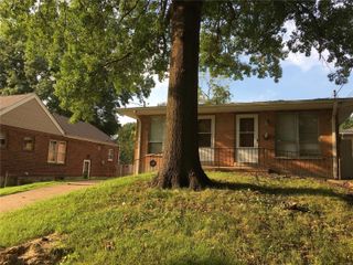 505 Carson Road, St Louis, MO 63135