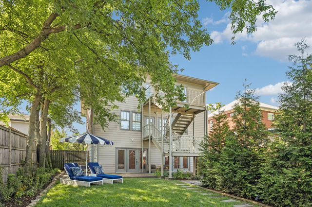 943 Russell St Apt D, Nashville, TN 37206