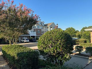 10511 Rosegate Court 202, Raleigh, NC 27617