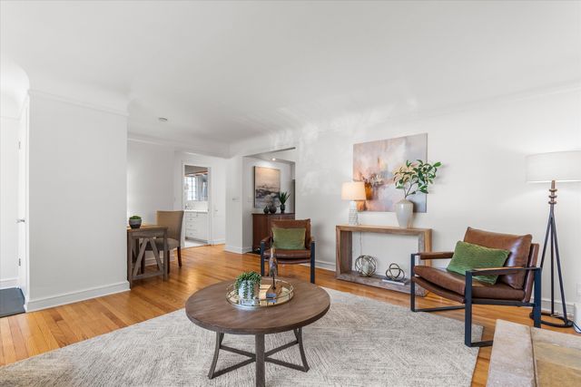 385 Hazelwood Avenue, Ann Arbor, MI 48103