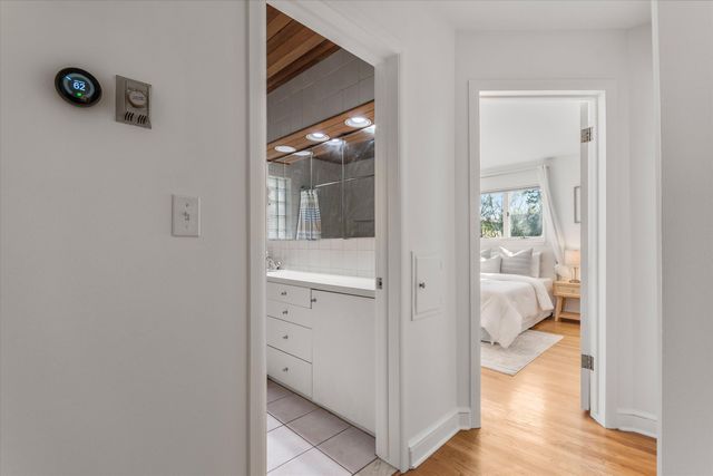 385 Hazelwood Avenue, Ann Arbor, MI 48103