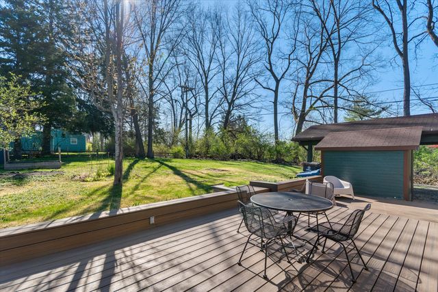 385 Hazelwood Avenue, Ann Arbor, MI 48103