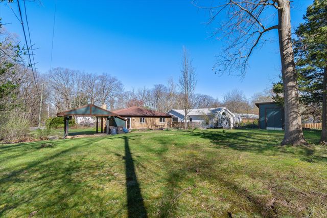 385 Hazelwood Avenue, Ann Arbor, MI 48103