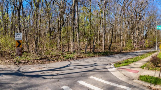 385 Hazelwood Avenue, Ann Arbor, MI 48103