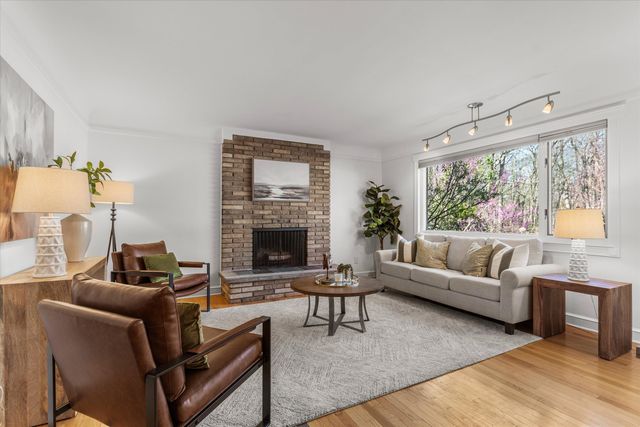 385 Hazelwood Avenue, Ann Arbor, MI 48103