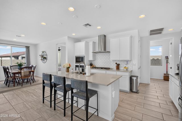9606 E SPIRAL Avenue, Mesa, AZ 85212
