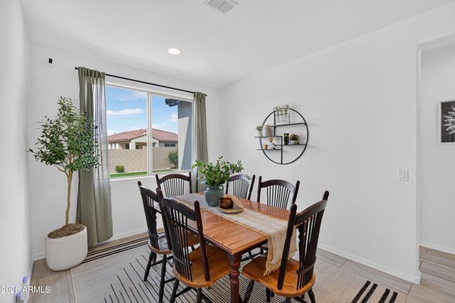 9606 E SPIRAL Avenue, Mesa, AZ 85212