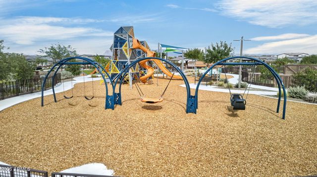 9606 E SPIRAL Avenue, Mesa, AZ 85212