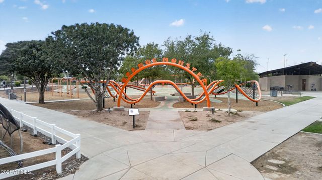 9606 E SPIRAL Avenue, Mesa, AZ 85212