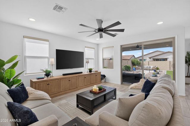 9606 E SPIRAL Avenue, Mesa, AZ 85212