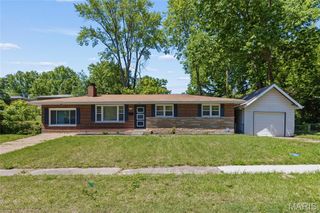 931 Thatcher Avenue, Ferguson, MO 63135