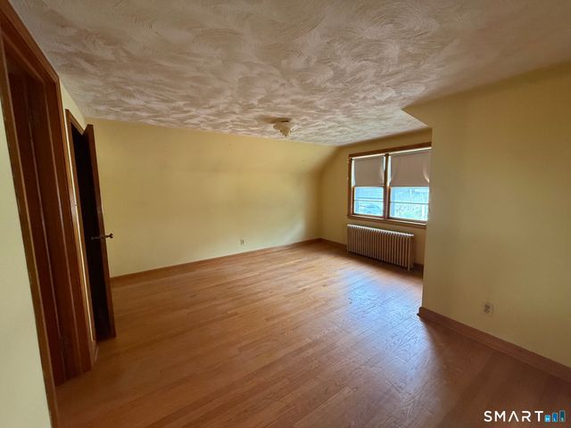 12 Swan Avenue, Wallingford, CT 06492
