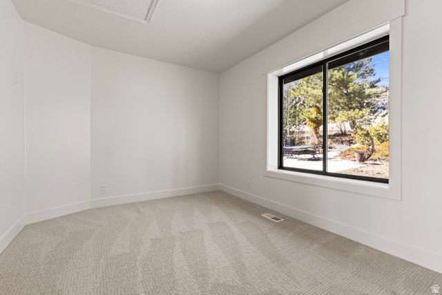 715 N YACHT DR, Eden, UT 84310