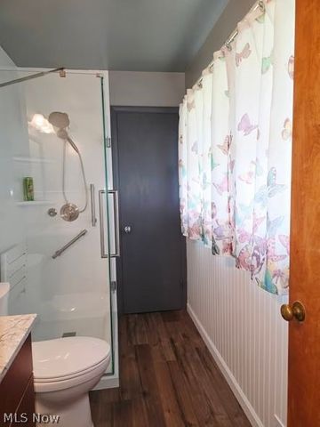 7623 Alan Pky, Middleburg Heights, OH 44130