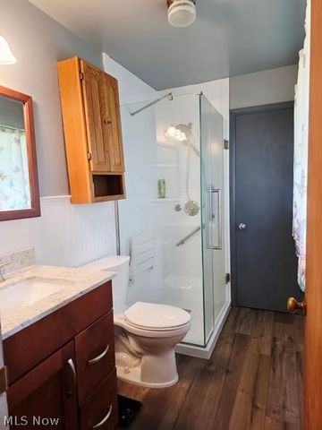 7623 Alan Pky, Middleburg Heights, OH 44130