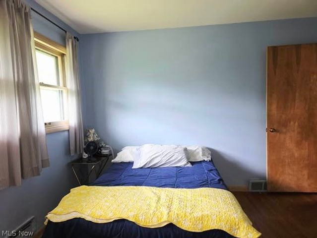 7623 Alan Pky, Middleburg Heights, OH 44130