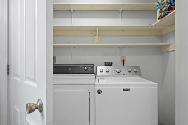 107 County Farm Cross Road, Dover, NH 03820