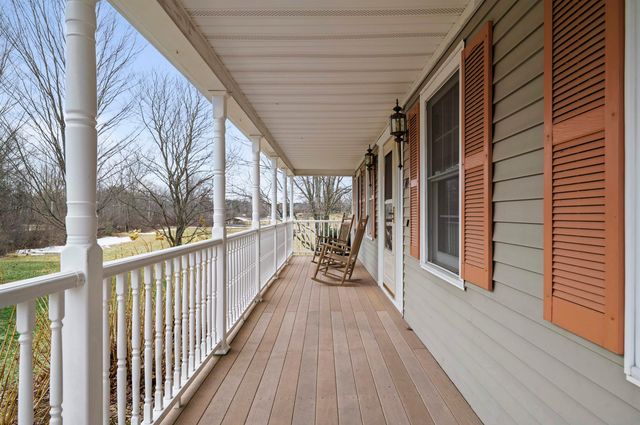 107 County Farm Cross Road, Dover, NH 03820