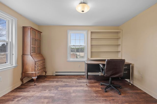 107 County Farm Cross Road, Dover, NH 03820