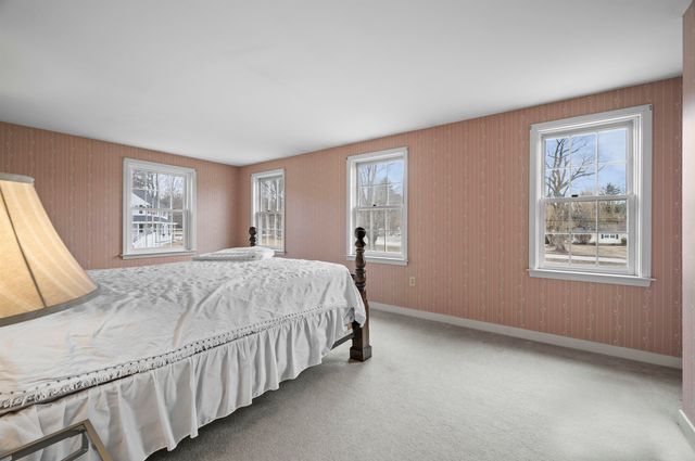 107 County Farm Cross Road, Dover, NH 03820