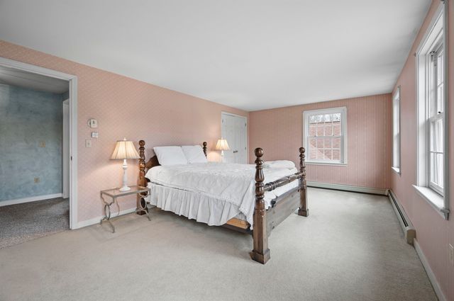 107 County Farm Cross Road, Dover, NH 03820