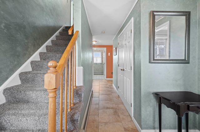 107 County Farm Cross Road, Dover, NH 03820