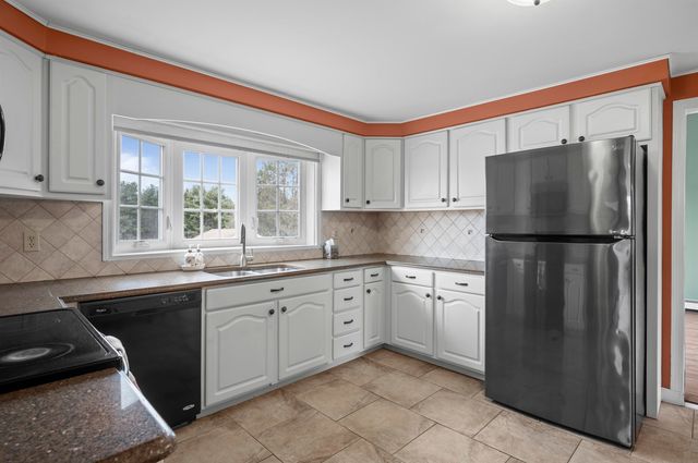 107 County Farm Cross Road, Dover, NH 03820