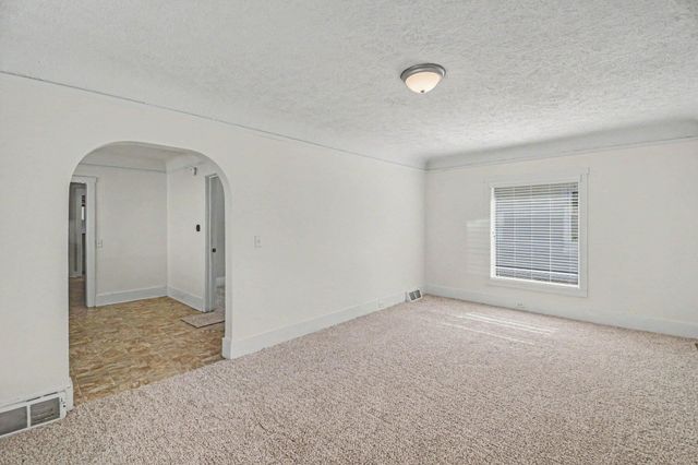 735 Eleanor Street Ne, City Of Grand Rapids, MI 49505