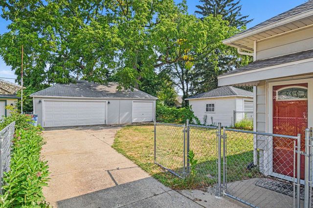 735 Eleanor Street Ne, City Of Grand Rapids, MI 49505