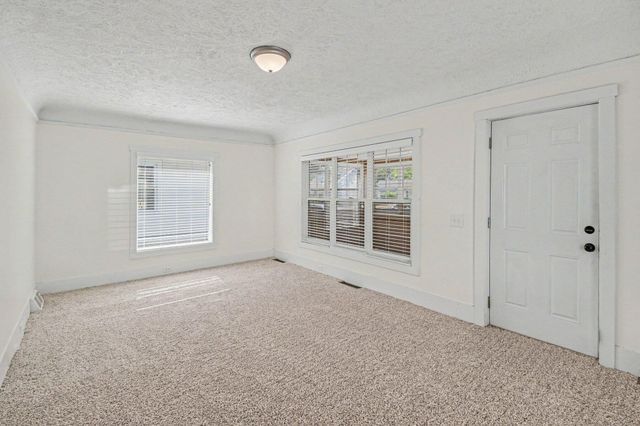 735 Eleanor Street Ne, City Of Grand Rapids, MI 49505