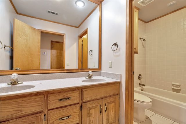 742 Birwin Street, Fayetteville, AR 72703