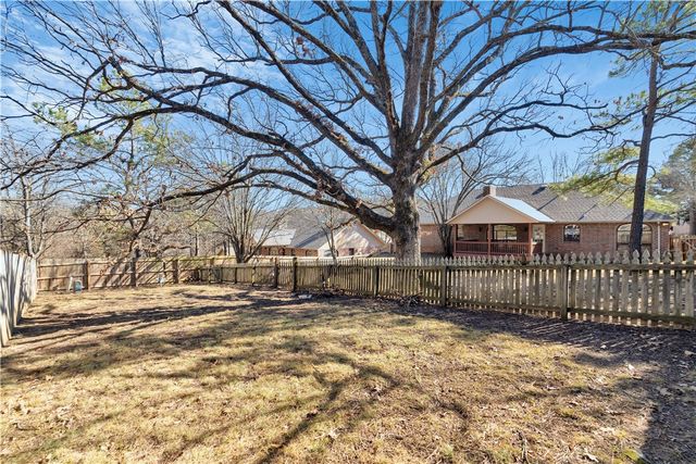 742 Birwin Street, Fayetteville, AR 72703