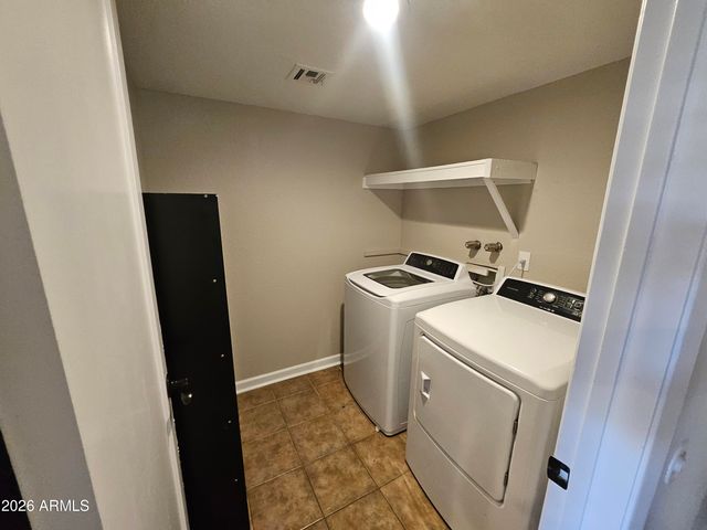 1320 W PECOS Avenue, Mesa, AZ 85202