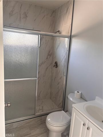 10133 Kester, San Fernando, CA 91345
