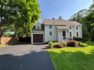 812 Winifred Drive, Webster, NY 14580
