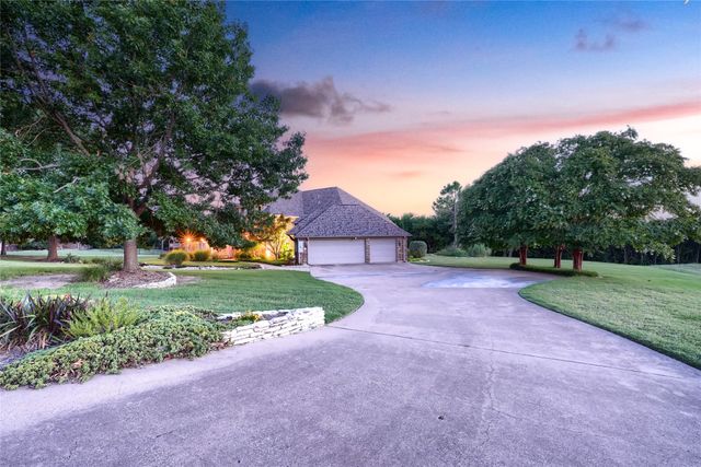 105 Dalview Drive, Forney, TX 75126