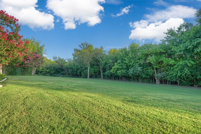 105 Dalview Drive, Forney, TX 75126