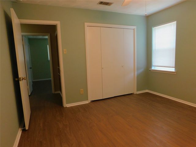 2445 Eastbrook Drive, Mesquite, TX 75150