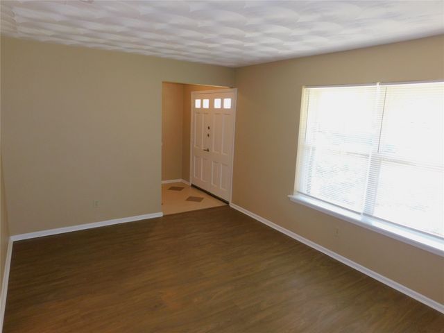 2445 Eastbrook Drive, Mesquite, TX 75150
