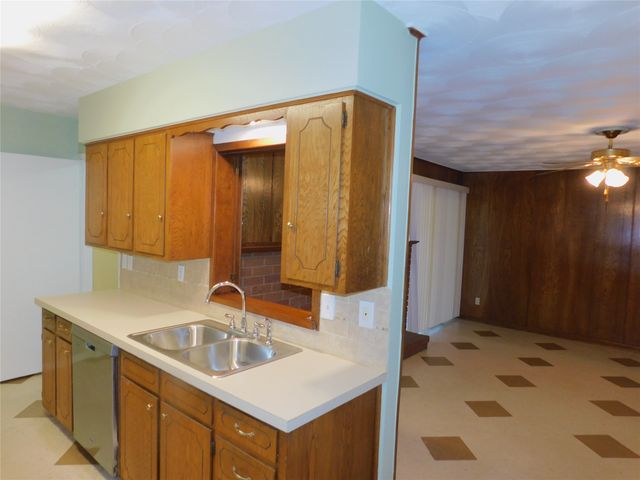 2445 Eastbrook Drive, Mesquite, TX 75150