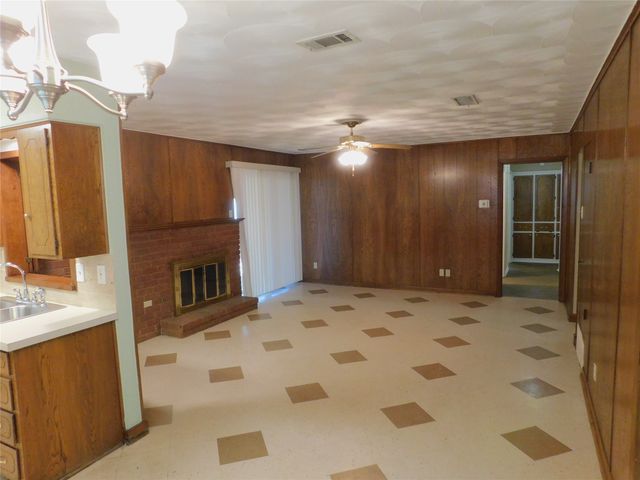 2445 Eastbrook Drive, Mesquite, TX 75150